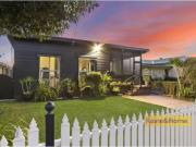24 Victoria Road, WOY WOY House for rent Listed by Jenny...