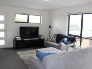 2/4 willow avenue, kingston tas 7050 | fall real estate