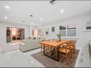 24A Esplanade Semaphore Versatile Floor Plan You Choose...