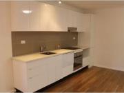 24A The Crescent, North Narrabeen Apartment for rent...