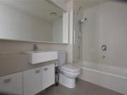 2503/63 Whiteman Street