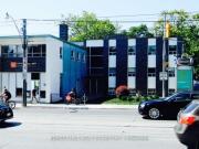 250 226 Bathurst Street