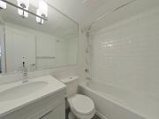 250 Roehampton Avenue Studio Apartment for Rent at 250...