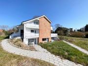 251,91 m² Wfl. Haus aus 1970, 1 große Whg + 1 Whg + 4...
