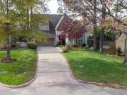 2522 S Columbia Ave, Tulsa, OK 74114