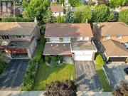 2529 Claymore Crescent, Mississauga, ON, L5C 3A2 house...