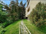 252 Gorge Rd E