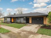 2530 NE Dekum St, Portland, OR 97211