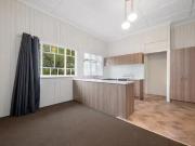 2/532 Logan Road, Greenslopes, QLD 4120