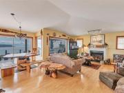 253 Alder St S, Campbell River, BC V9W 2M9 House For...