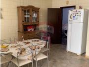 258.00 Área Útil Sobrado Alugar, 3 Ambientes localizado...