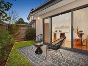 2/58 Elder Street, Watsonia VIC 3087