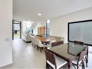 259 Área Útil Sobrado Alugar, 3 Dormitórios localizado...