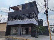 25 16872 Local Comercial de 3 pisos con cocina en...