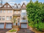 25 840 Dundas Street W, Mississauga, ON, L5C 1C2...