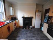 25 Ashville Grove, Leeds, LS6 1LY
