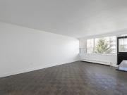 25 Eva Road 1 Bedroom Apartment for Rent at 360 The Mall...