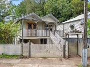 25 Orchard Street, Toowong, QLD 4066