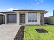 25 Seaview Esplanade, Moana, SA 5169