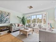 Seaside Lifestyle with Space and Style!