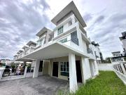 25 Storey Semi D Regency Parc Taman Regensi Rawang...