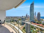 25th Level in Artique Sub Penthouse Style Views with A...