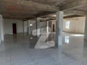 2600 sqft Outstanding 2nd Floor Hall For COMMERCIAL USE...
