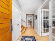 2604 11 Avenue NW Calgary, AB T2N 1H7