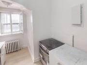 260 1/2 Dalhousie Avenue 2 Bedroom Apartment for Rent at...
