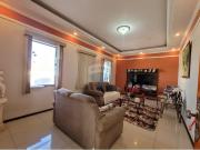 260 Área Útil Casa Alugar, 5 Dormitórios localizado em...