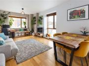 261 Fairbairn House, Bellevue, Islandbridge, Dublin 8...