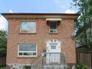 268 Lansdowne St W Peterborough ON K9J 1Y8 2 Bedroom...