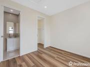 2/6 Edwards Street, Burwood VIC 3125