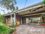 26 Glen Tower Drive, Glen Waverley, VIC 3150