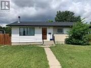 2701 10 Avenue N, Lethbridge, AB, T1H 1M2 house for lease L.