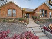 2704 Briarbrook Ct, Arlington, TX 76006