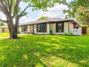 2725 Regal Road
