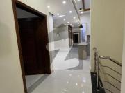 272 Sq Yd VILLA For Sale In Precinct 8 10 Min Drive From...