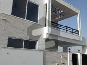 272sq yd 5 Bedrooms Luxury Villa is Available FOR RENT....