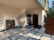Corner category 272sq yd luxury villa for sale with huge...