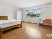 2/738 Waverley Road, Malvern East VIC 3145