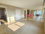 274m² com 4 dormitórios sendo 3 suítes e 5 vagas