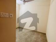 2750sq. Fts 3 Bed D/ Apartment With Basement Parking In...