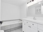 2765 Av. de la Renaissance