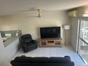 2/76 Paxton Street, North Ward