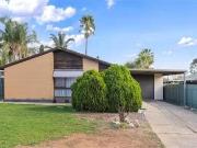 27 Chowilla Court, Craigmore, SA 5114