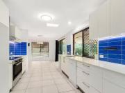 27 Cosmos Court, Elanora, QLD 4221