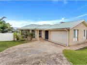 27 Denham Drive, Horsley House for rent Listed by Mmj...