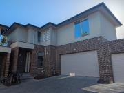 2/7 Railway Road, Blackburn