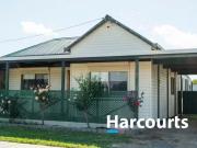 27 Salisbury Street, Wangaratta VIC 3677 House For Rent
